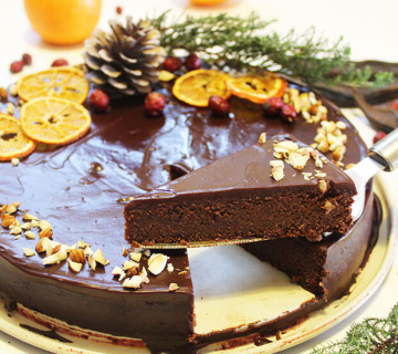 Čokoladna torta s rogačem
