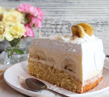 Torta s kokosom i bananama
