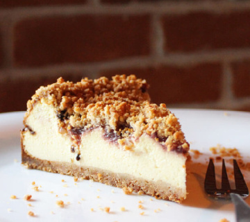Mrvičasti Cheesecake s mileramom i borovnicama
