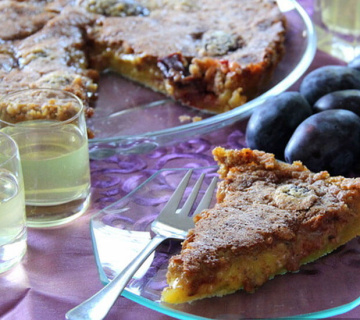 Tart sa šljivama, orasima i limoncellom