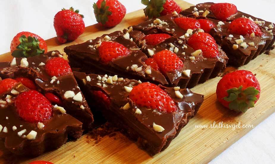 Image for: Čokoladni tart s jagodama