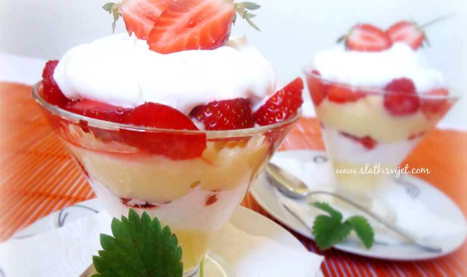 Image for: Puding desert s jagodama