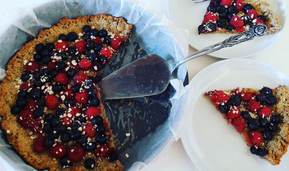 Image for: Tart od zobenih pahuljica i šumskog voća