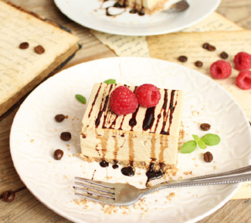 Dalgona mousse kocke